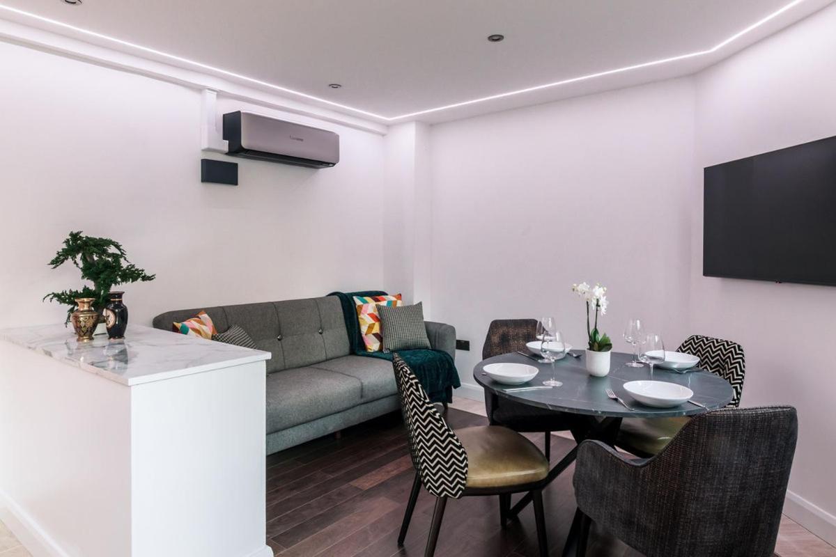 לונדון Welcomestay Fitzrovia Two Bed Apartments - Sleep In Opulent Luxury מראה חיצוני תמונה